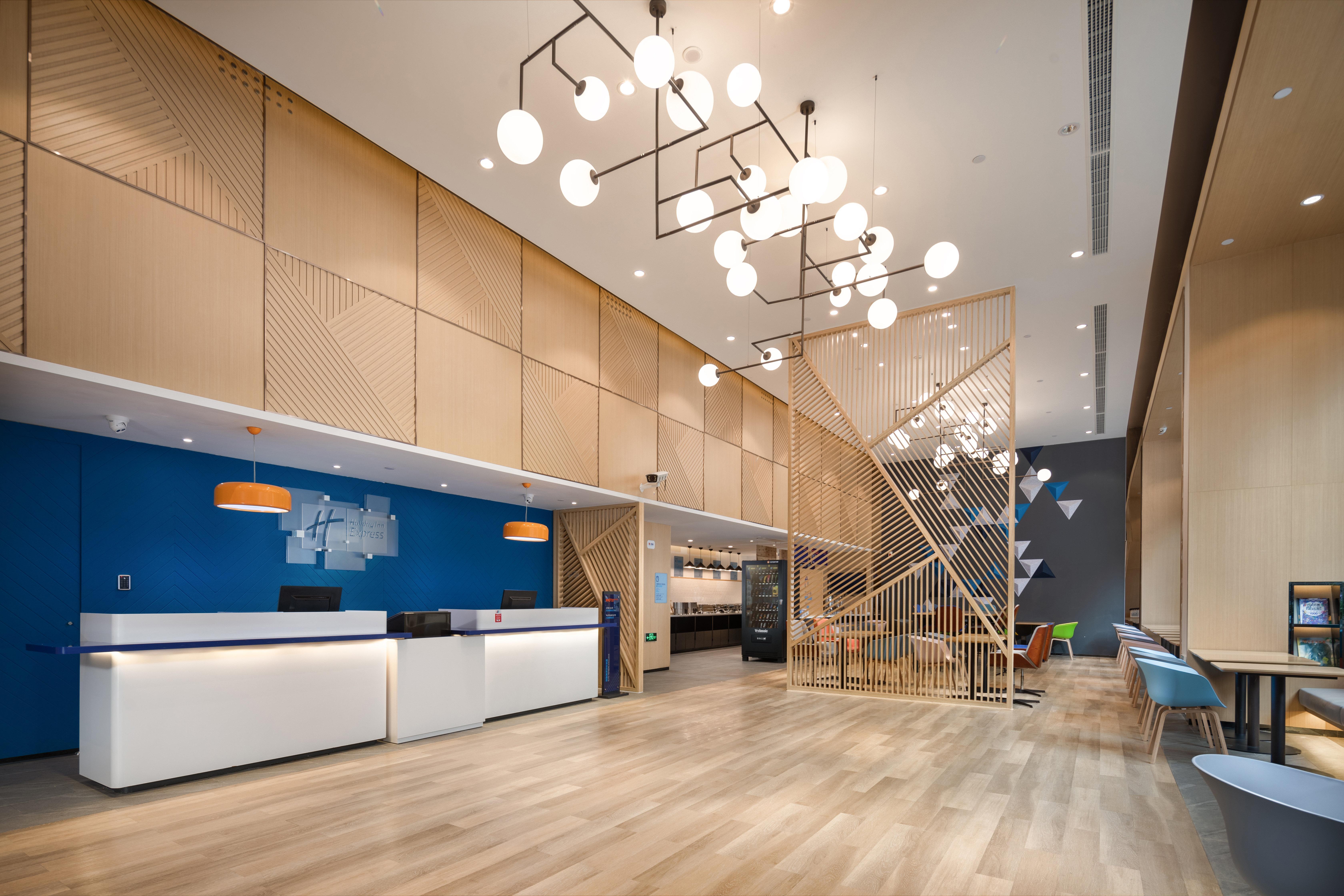 Holiday Inn Express Ningbo City Center By Ihg Eksteriør bilde